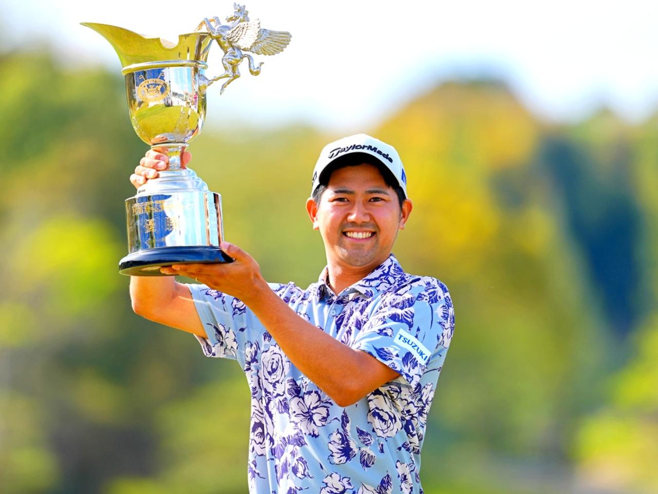 画像: 「予選落ちしたらご飯抜き」!? 26歳の石坂が涙の初優勝！ 稲森佑貴とのプレーオフ制す【男子国内ツアー】 - みんなのゴルフダイジェスト