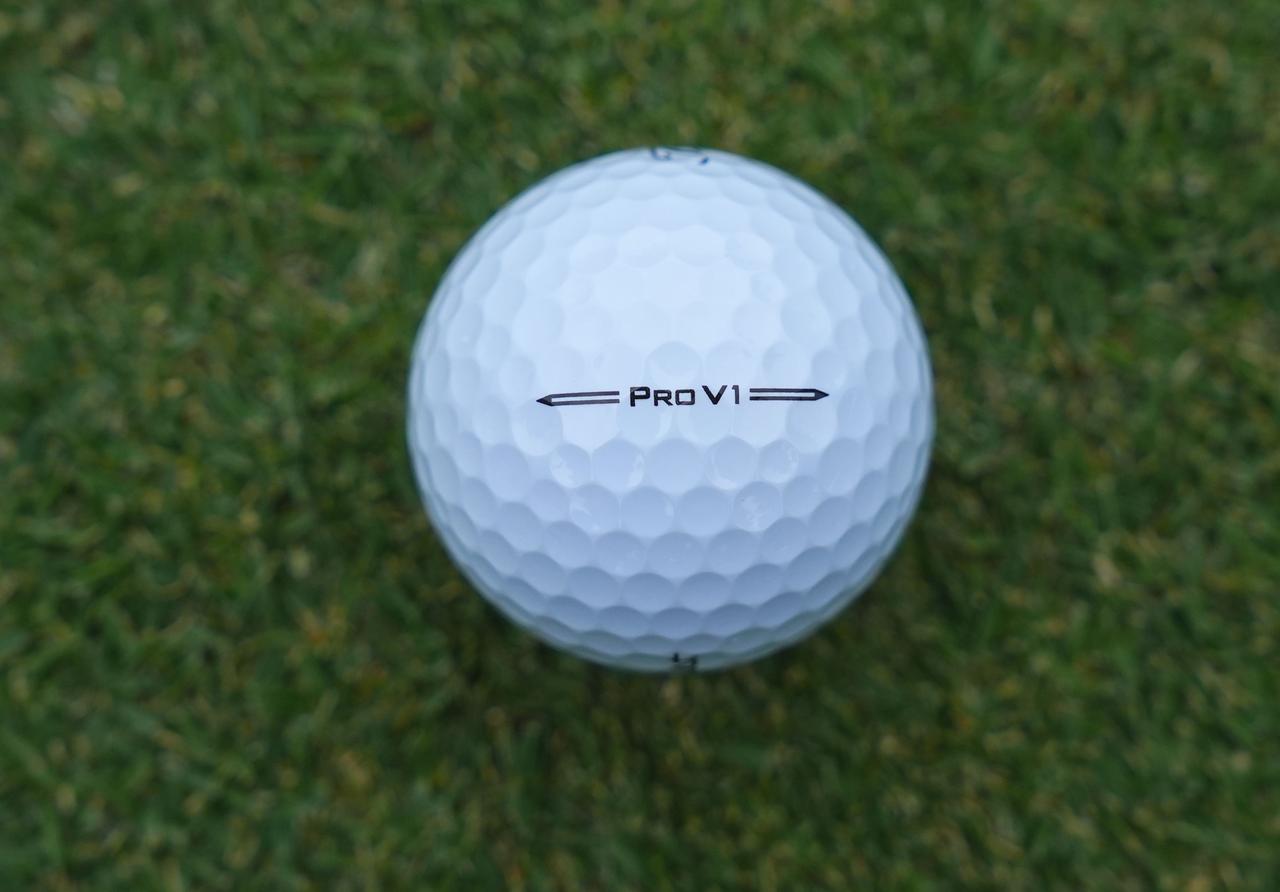 画像: ボールはタイトリスト プロV1
