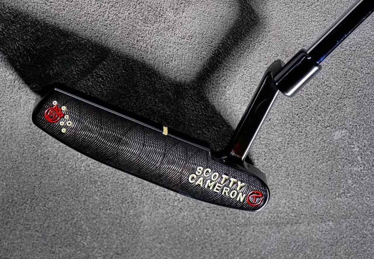 画像: 漆黒の「009マスタフル」が放つ、軟鉄特有の官能的な打感。勝負を導く“大当たりのジョニー”の加護【キャメロンマニア宣言】 - みんなのゴルフダイジェスト