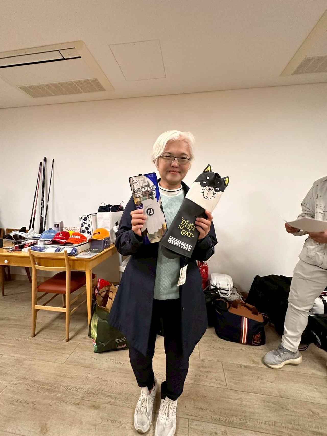 画像: 賞品もたっぷりと。モチベーションは大事です！30年近く続く「東京都フィランスロピー障害者ゴルフ大会」を参考に今回のイベントを立案したそうです