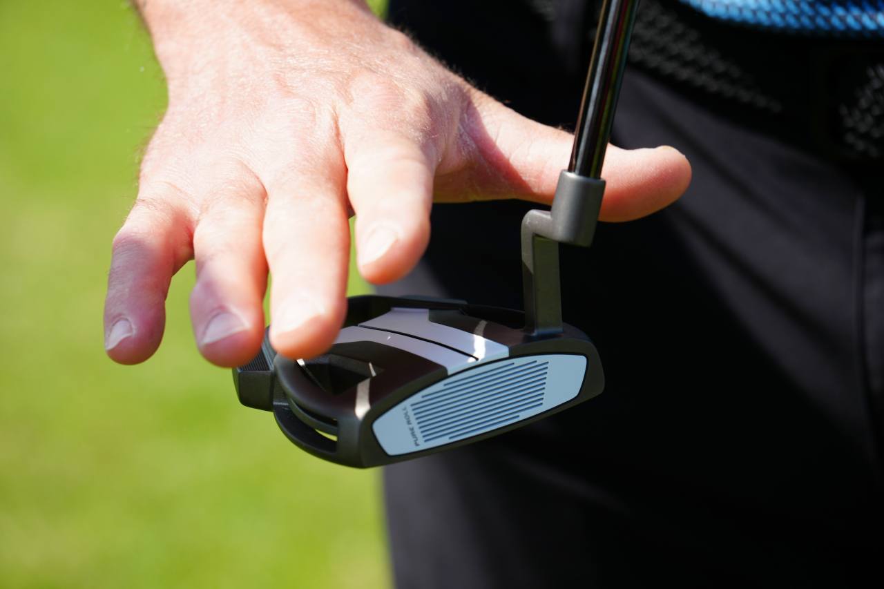 画像: トミー・フリートウッドらが徹底的にこだわる、パターのサイトライン（撮影／岡沢裕行）