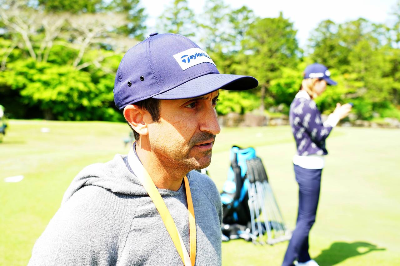 画像: プロの感覚は繊細なため、なかなかパターを替えることが無いという