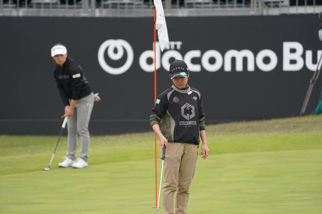 画像: 「パターが全部入った、すげえって感じ」岡山絵里がJLPGA記録タイの8連続バーディで首位発進！【国内女子ツアー】 - みんなのゴルフダイジェスト