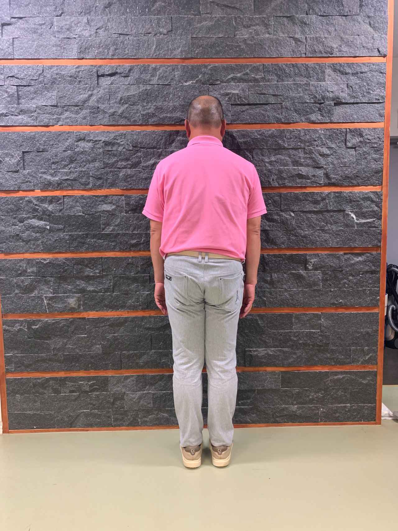 画像1: Bタイプ／壁に向かって立つとしゃがみにくい