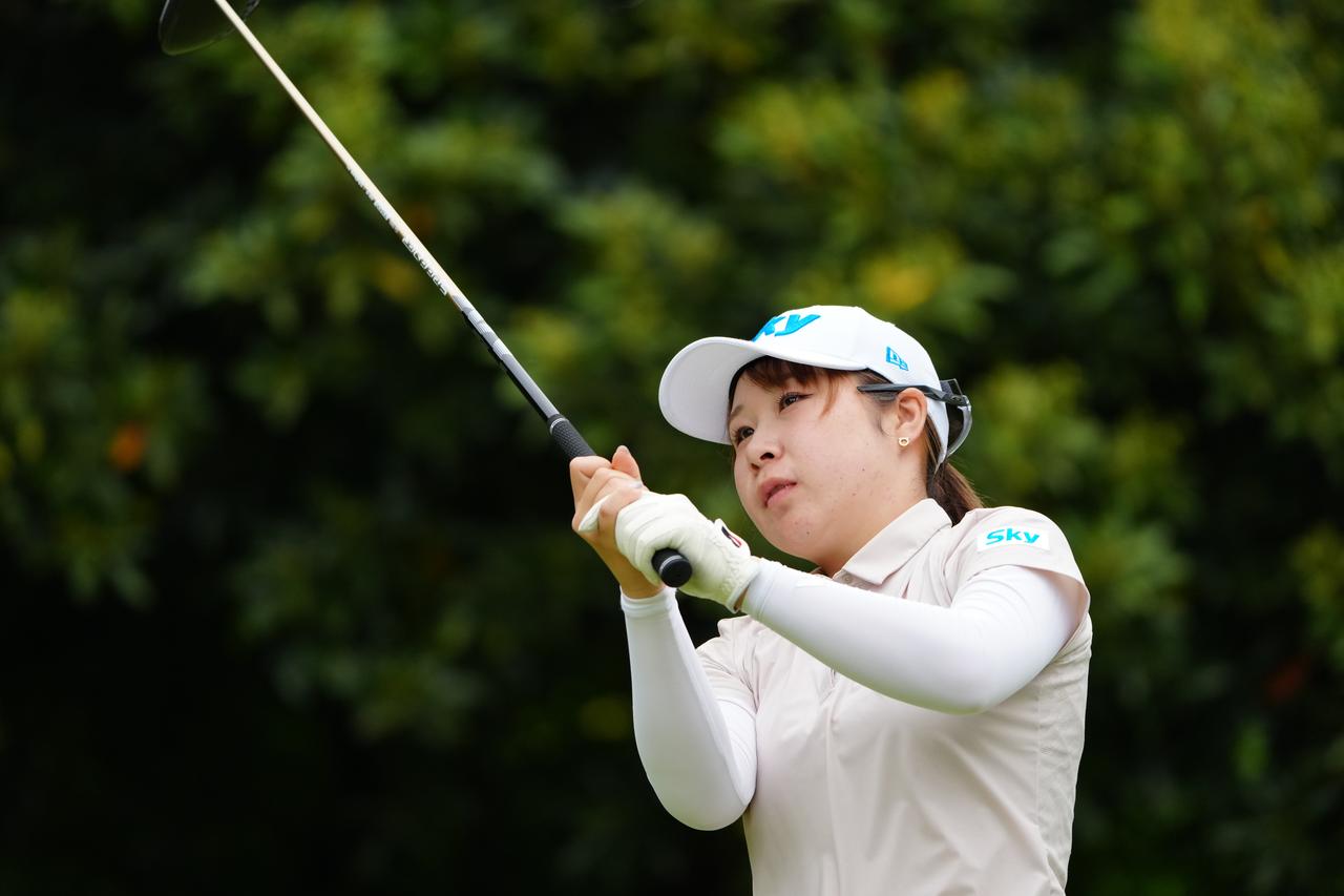 画像: 荒木優奈は初日69、2日目68、最終日66と安定してスコアを伸ばし、単独2位まで追い上げた（撮影／岡沢裕行）