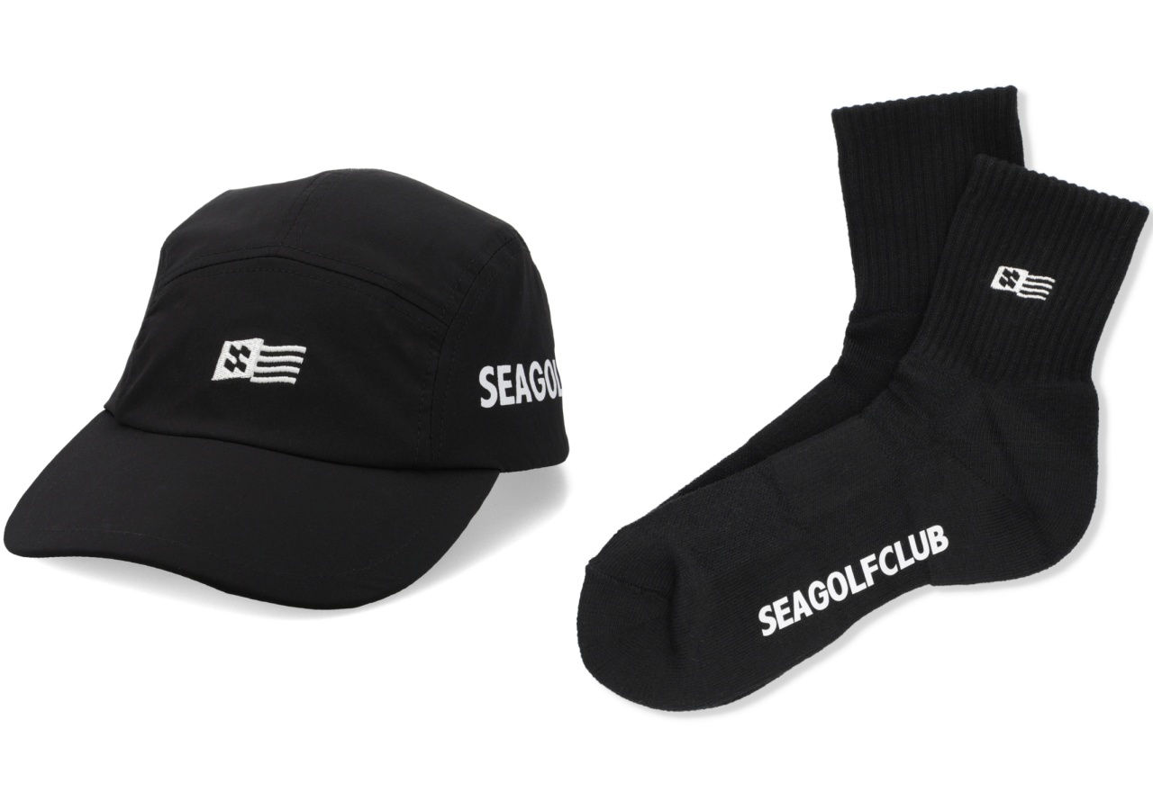 画像: JET CAP（左）／カラー：BLACK、OLIVE　サイズ：FREE　価格：1万3200円 SOCKS（右）／カラー：BLACK、WHITE　サイズ：FREE　価格：3850円