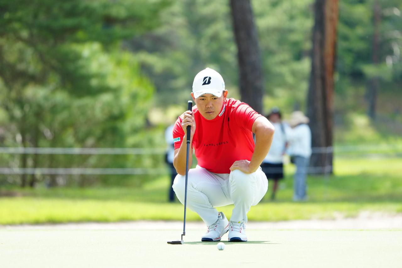 画像: 先週の「日本プロゴルフ選手権大会 センコーグループカップ」では初日を1位タイでスタートしたが、優勝には届かず2位タイにとどまった(撮影/岡沢裕行)