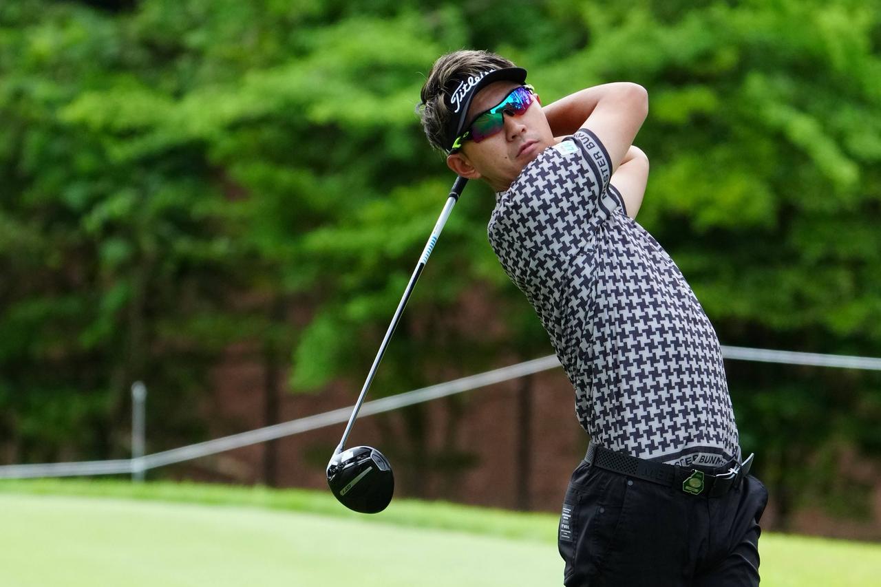 画像: 新シャフトで阿久津未来也が首位発進！ BMW日本ツアー選手権が開幕、難関・宍戸を攻略【国内男子ツアー】 - みんなのゴルフダイジェスト