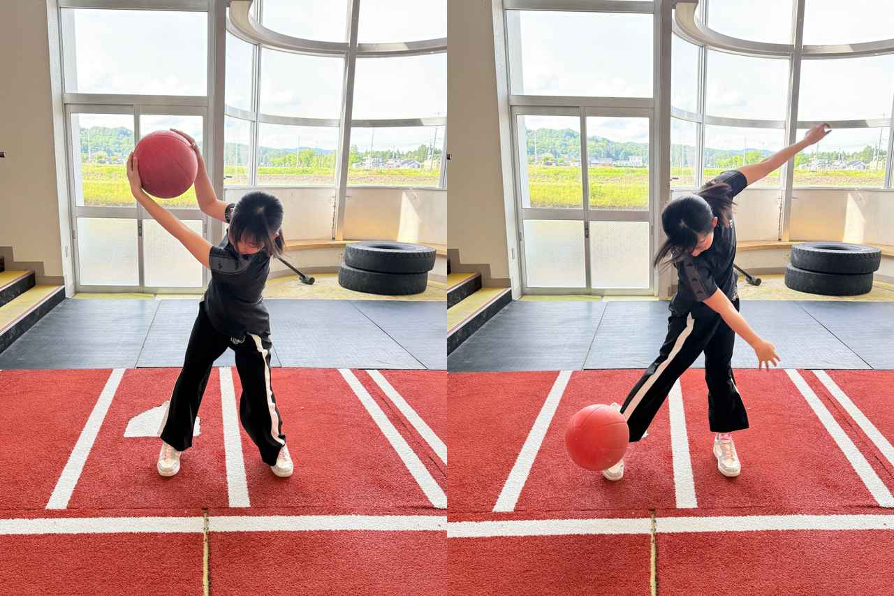 画像: 理学療法士の指導の下トレーニングにも日々取り組んでいる