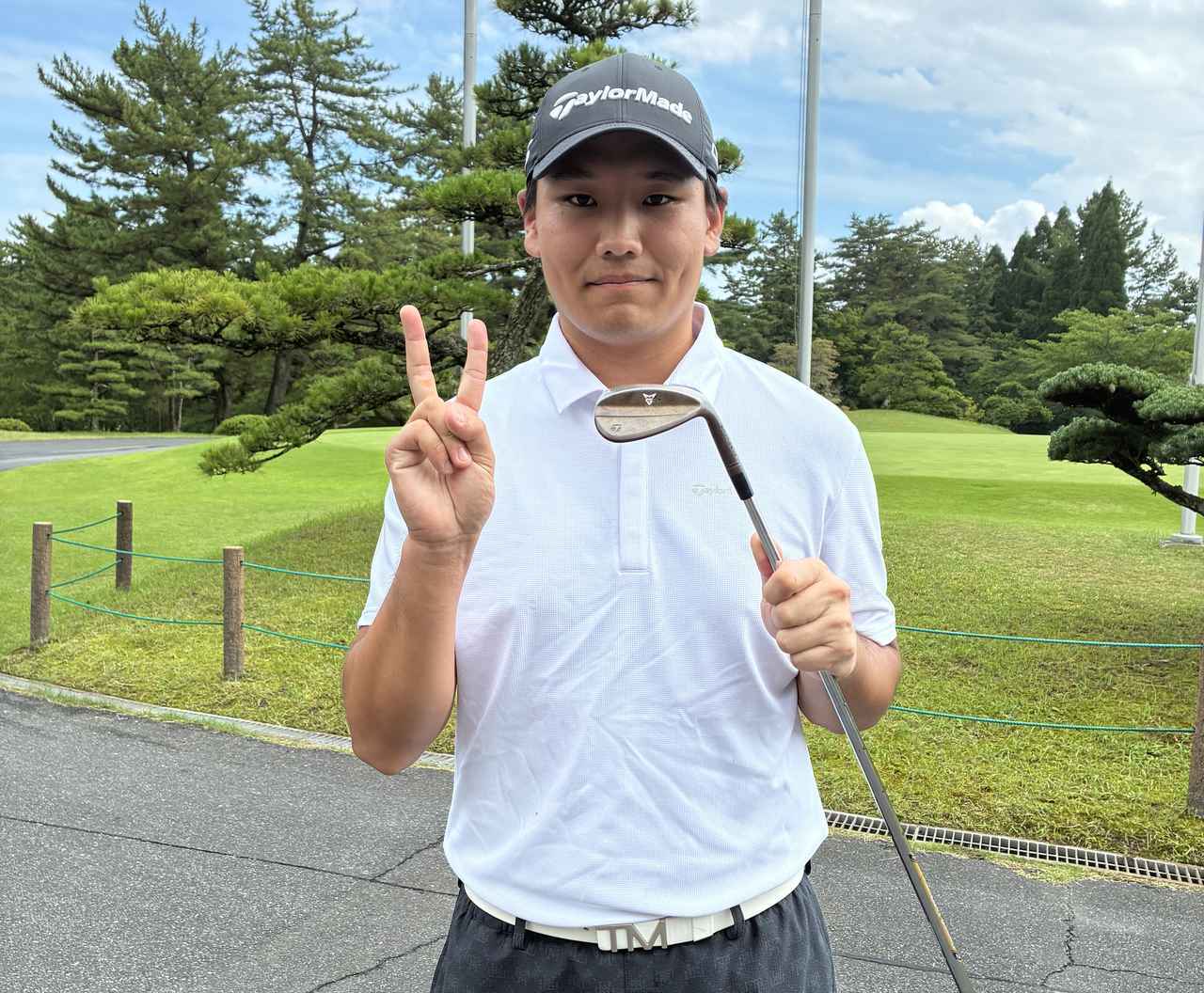 画像: 松井諒哉。「クローン病」という持病を患いながらも、QTを受けてJGTOツアーに出場、あわよくば海外進出が目標