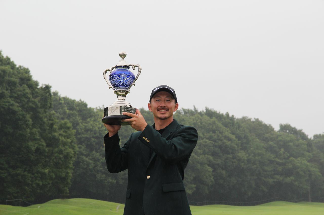 画像: 「2026 JAPAN PLAYERS CHAMPIONSHIP by サトウ食品」を制した岩﨑亜久竜