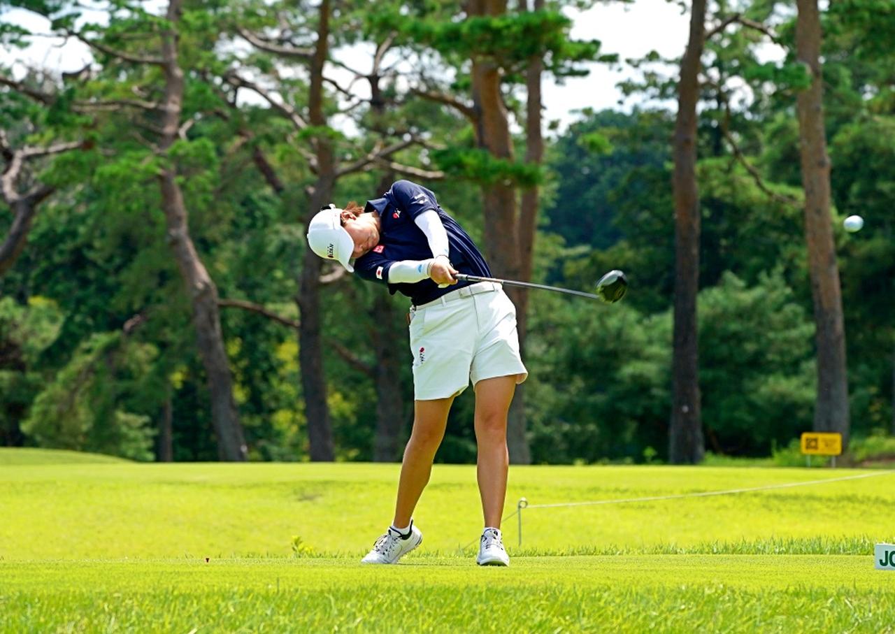 画像 : 9番目の画像 - 【写真】飛ばし屋後藤あいのドライバーショット連続写真 - みんなのゴルフダイジェスト