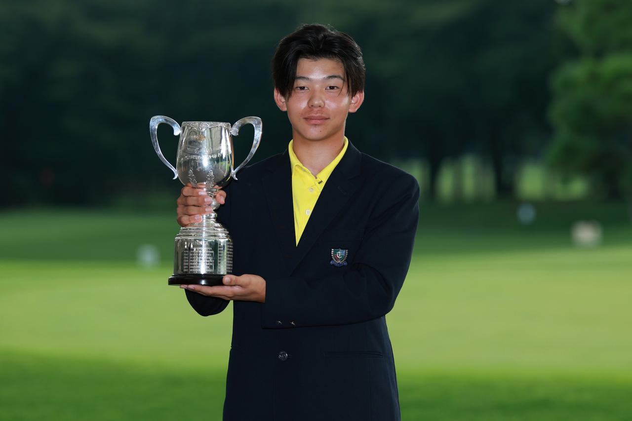 画像: 中学最後の日本ジュニアを逆転で優勝した吉行ローリ(写真/JGA提供)