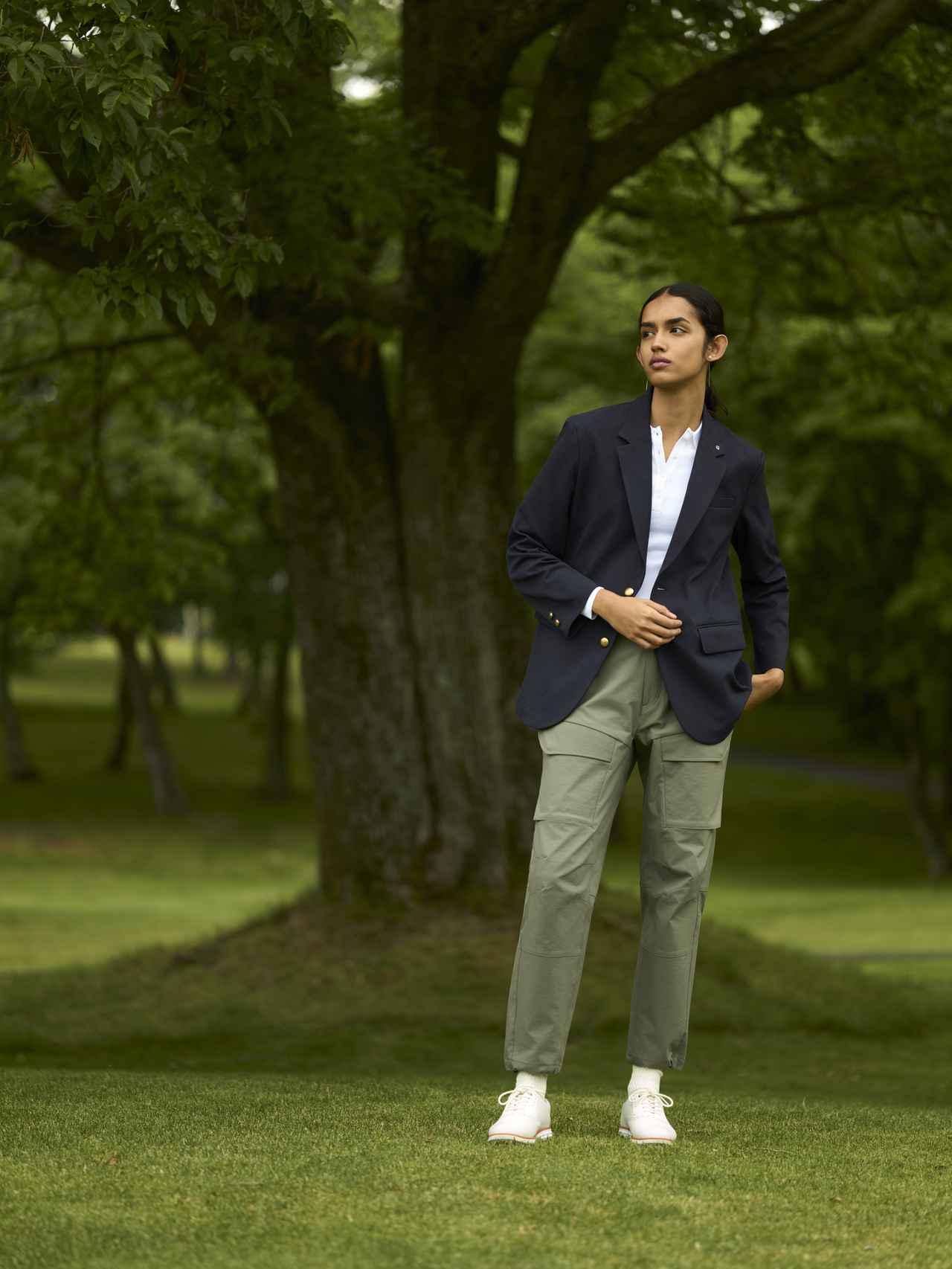 画像 : 2番目の画像 - TaylorMade × UNITED ARROWS 「ARMY & NAVY」着用カット - みんなのゴルフダイジェスト