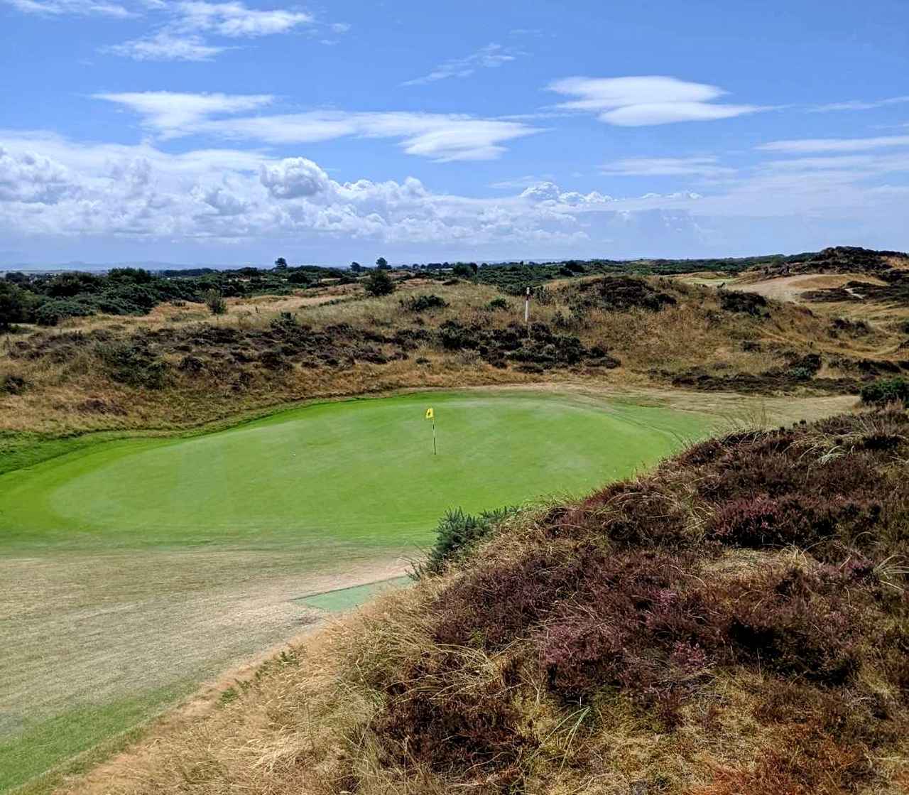 画像: 全英女子アマ4勝のレジェンドを育てた"人里離れた宝石"を探訪。リンクス研究家が唸る「荒々しい砂丘」と「ビアリッツグリーン」 - みんなのゴルフダイジェスト
