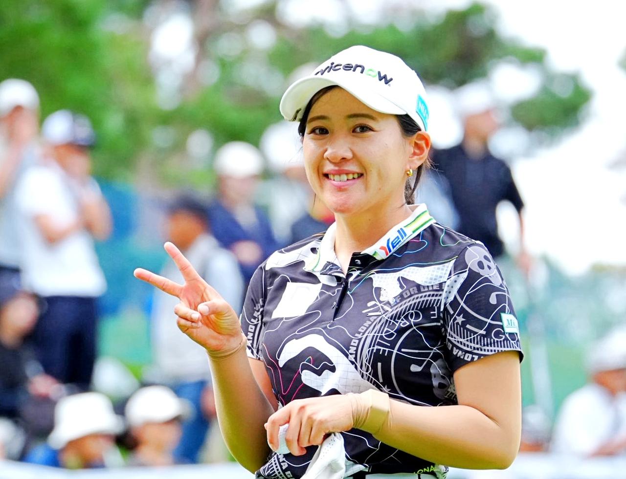 画像: 永井花奈が首位浮上