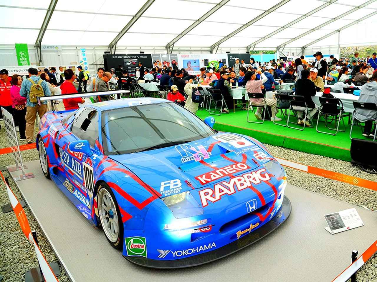 画像: スタンレーチームのスーパーGTカー