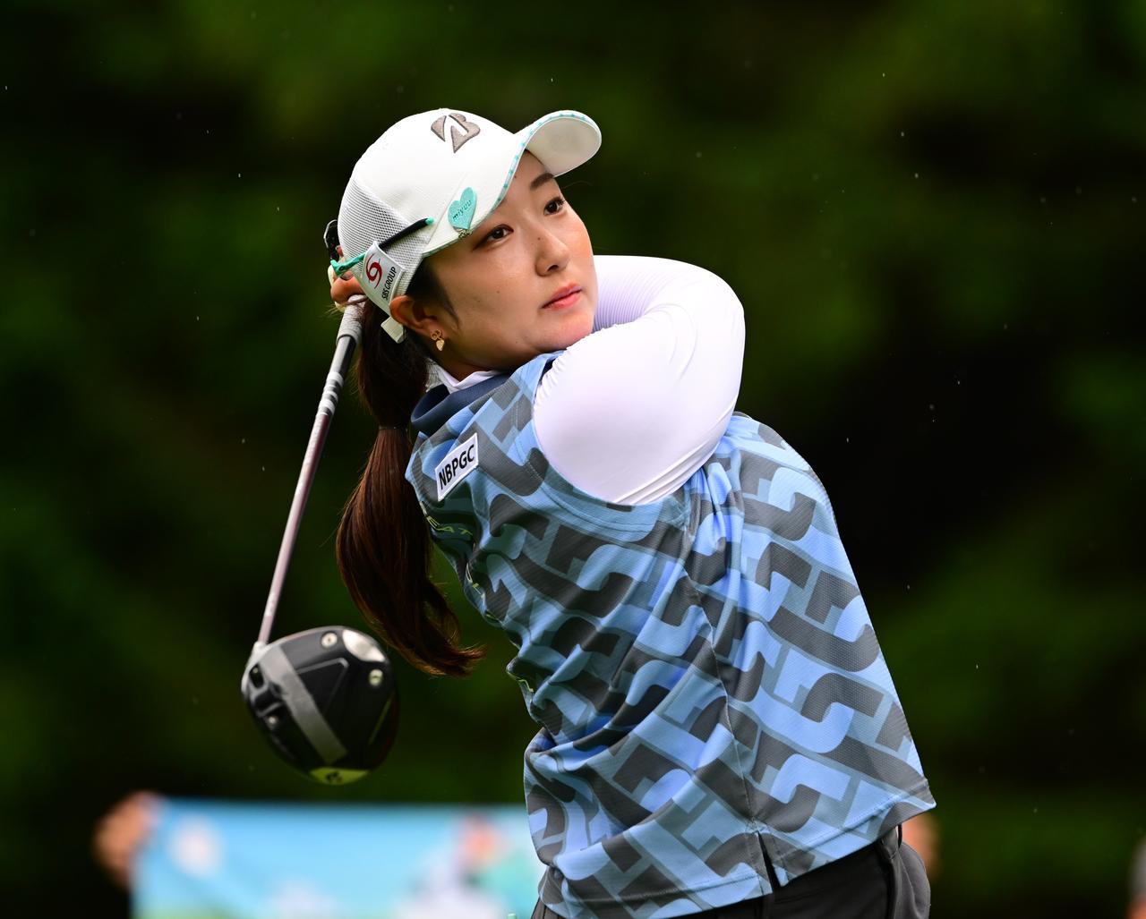画像: 先々週行われた公式戦「ソニー 日本女子プロゴルフ選手権大会」を棄権した阿部未悠が好発進(撮影/有原裕晶)