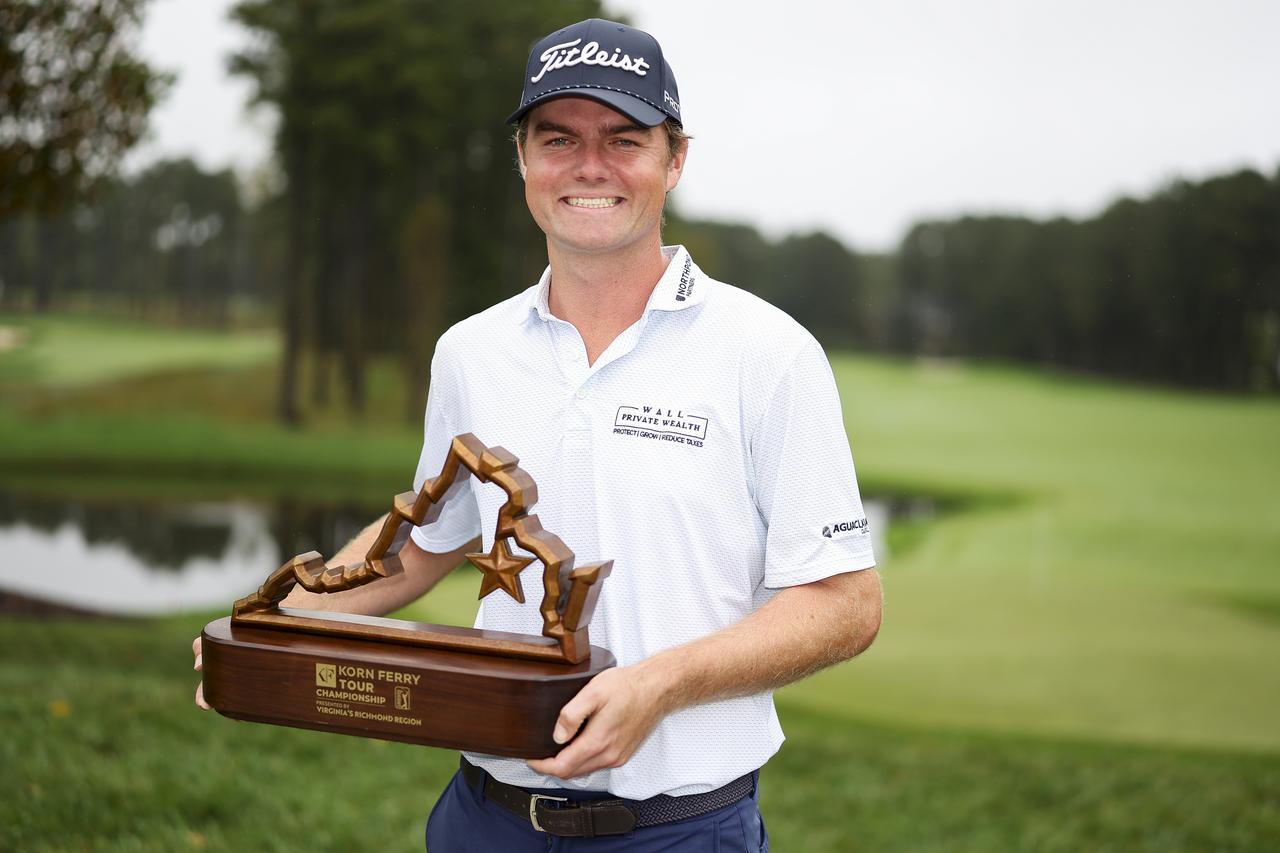画像: コーンフェリーツアー選手権で優勝したオースティン・ヒット。ポイントランクは22位から6位にジャンプアップし、逆転でPGAツアー昇格を決めた
