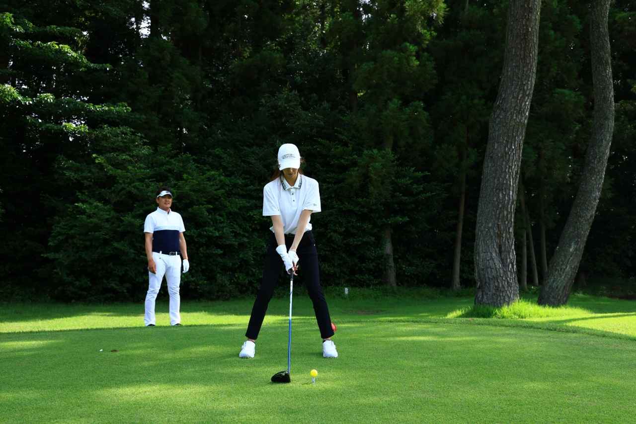 画像 : 1番目の画像 - 【写真16枚】手足の長さを生かしたみやびさんのティーショット - みんなのゴルフダイジェスト