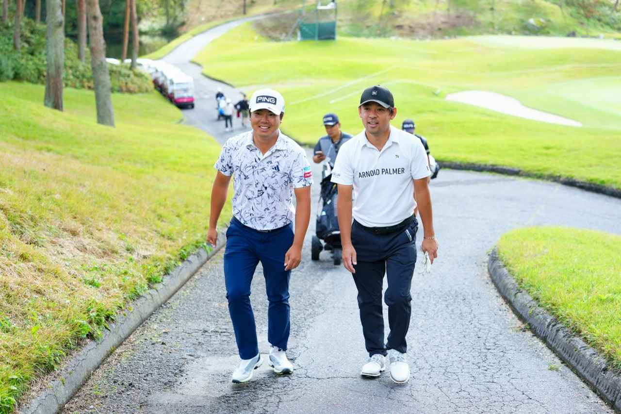 画像: 山口県出身の細野とはゴルフ仲間。細野は好調をキープ。予選は11アンダーでトップ。今大会も主役に躍り出た。「パットがとにかく上手いですわ」（奥田）「変わらずいい子でよかった」（加藤）