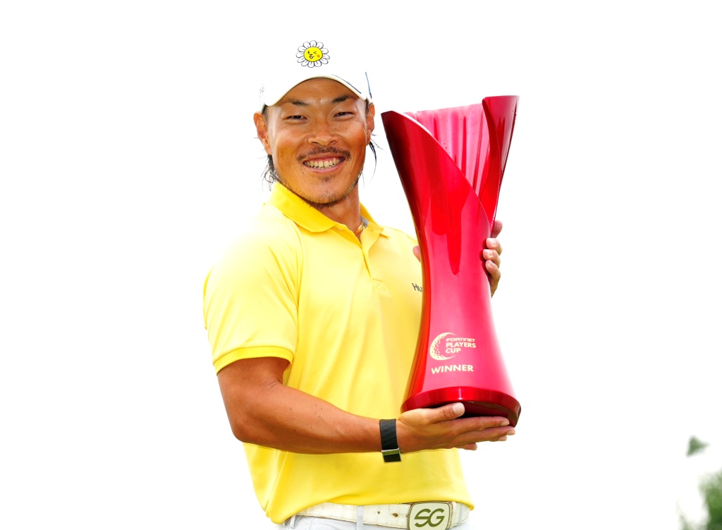 画像: 今季2勝目を完全Vで飾った藤本佳則
