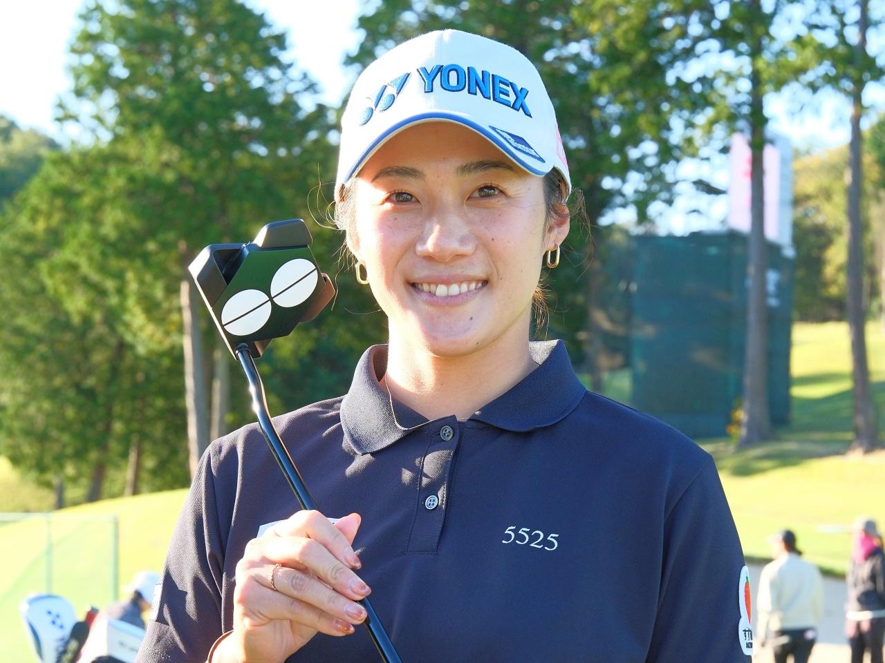画像: 「TRTL」の「2‐BALL」バージョンをテストしていた山口すず夏。「試合で使ってみたいです」