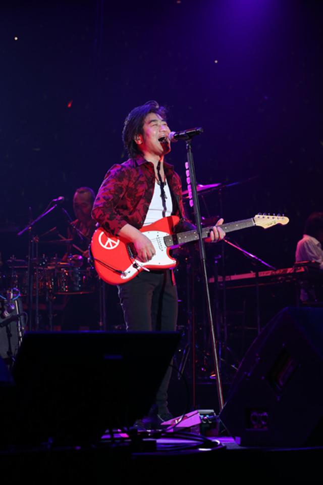 画像: STARDUST REVUE 根本要