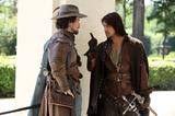 画像2: Steven Neaves ©BBC 2013 Larry Horricks ©BBC 2013