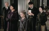 画像: 新セーレム救世軍はクリーデンスたち ©2016 Warner Bros. Entertainment Inc. All Rights Reserved.