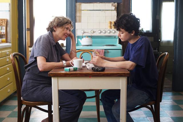 画像1: 15歳の反抗期の少年と三人の女性たちの“特別な夏”を描く『20センチュリー・ウーマン』6月3日(土)公開
