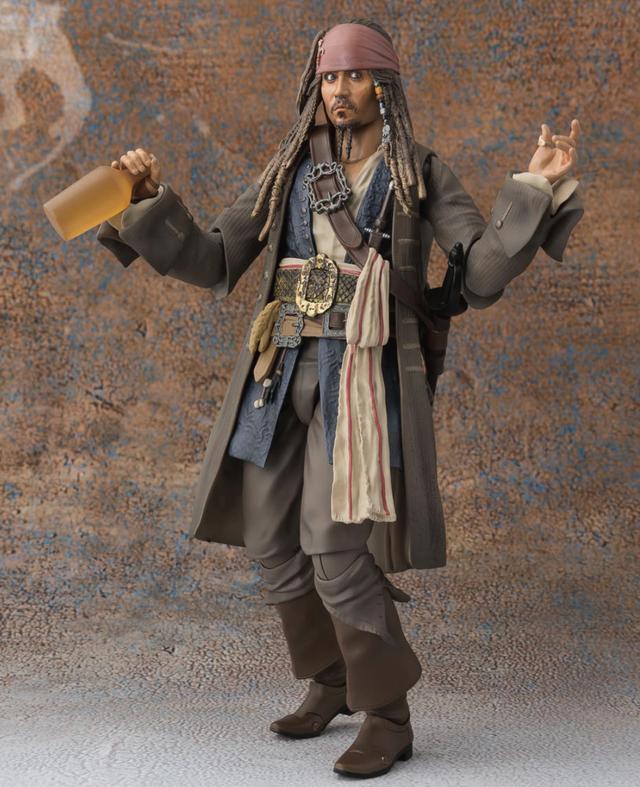 画像1: 価格:6000円+税 発売日:2017年7月発売 © Disney