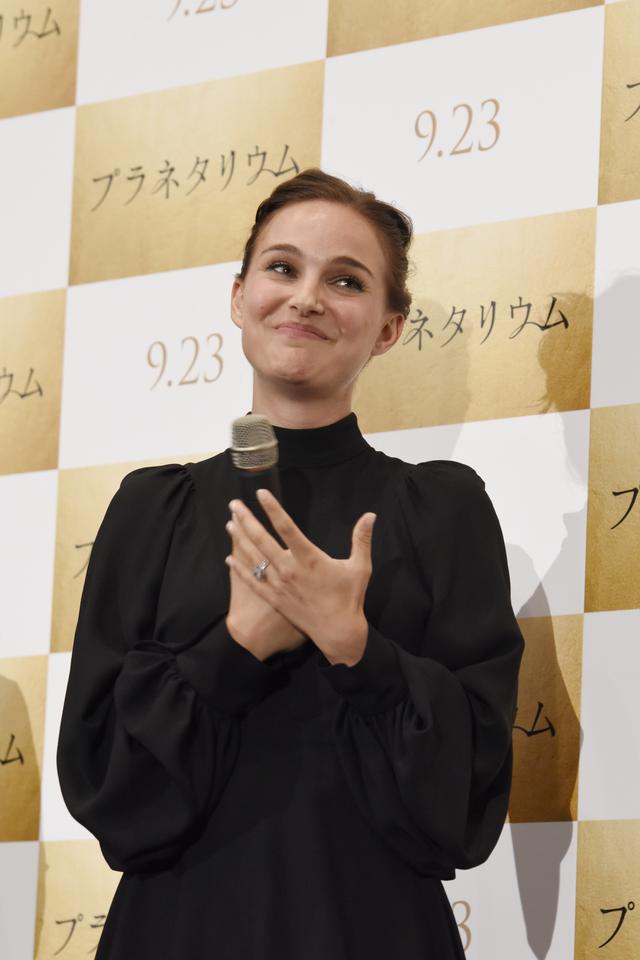 画像: 裏話も披露したナタリー