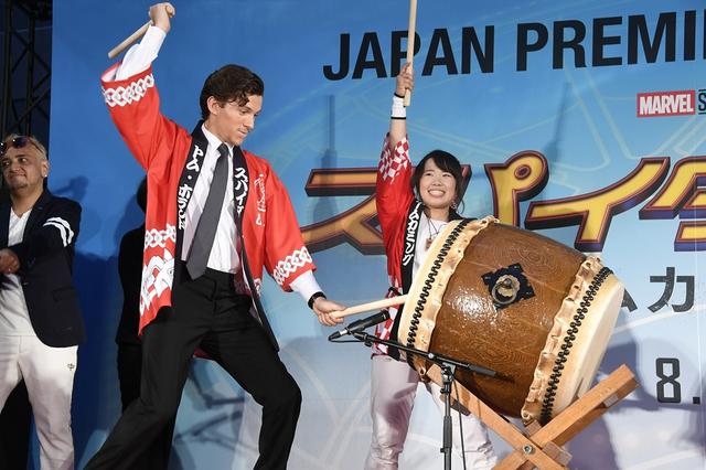 画像3: 『スパイダーマン:ホームカミング』のジャパンプレミアに主演のトム・ホランドとジョン・ワッツ監督が登場!