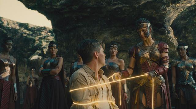 画像2: これからのヒーロー映画を考えるうえで重要な意味を持つ「ワンダーウーマン」