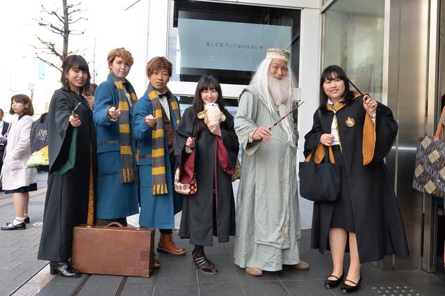 画像: コスプレしたファンもたくさん来場!