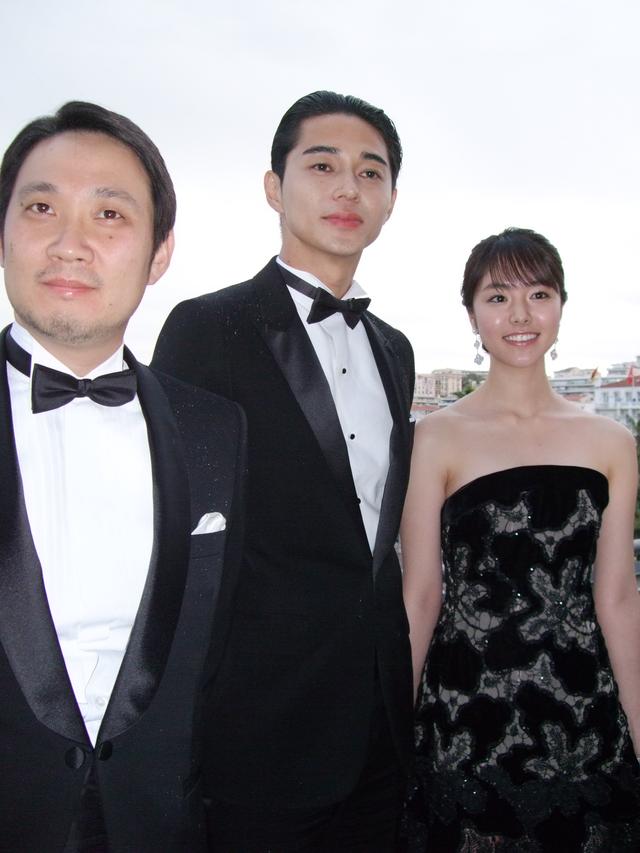 画像: 濱口監督、東出、唐田
