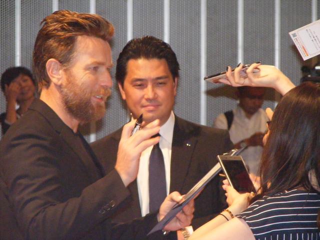 画像3: プーさんといっしょに初来日!ユアン・マグレガー
編集Kの突撃じゃなくてゆったりレポート