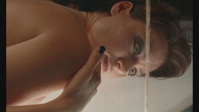 画像3: 不法移民女性が経験する悪夢の一夜とは? 各国の映画祭で話題の問題作『MOST BEAUTIFUL ISLAND』公開決定