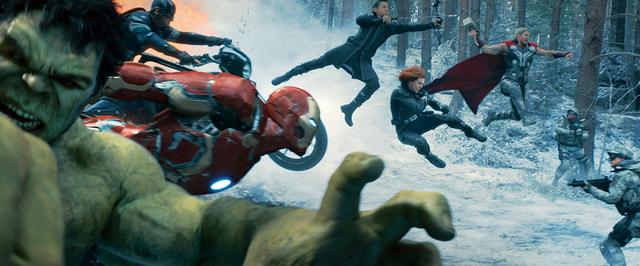 画像: 11:「アベンジャーズ/エイジ・オブ・ウルトロン」(2015年) トニーの強迫観念が強敵を生み出してしまう