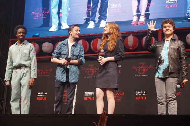 画像4: Netflixドラマ『ストレンジャー・シングス 未知の世界3』
来日したメインキャスト4人が“夏祭り”イベントに登場!!
