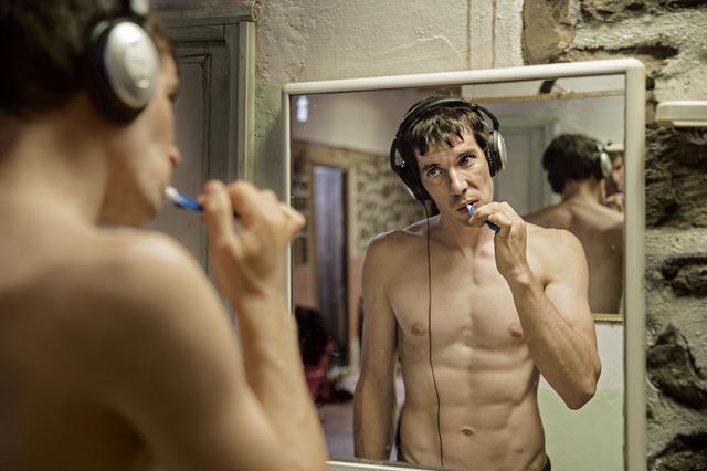 画像3: 息をのまずにいられない!“人類史上未踏”のクライミング映像が公開