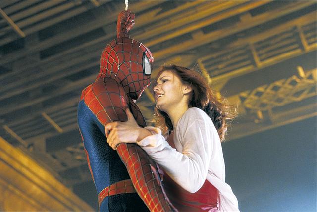 画像: 2002年にトビー・マッガイア主演で製作された「スパイダーマン」は3部作に