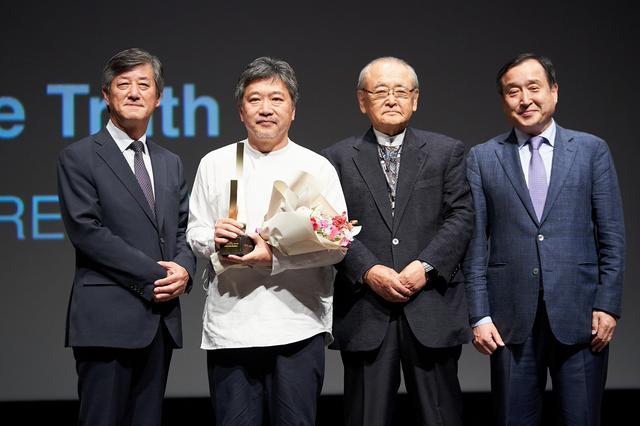 画像: 釜山映画祭で栄誉の受賞