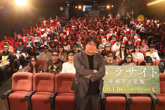 画像2: 監督の完全サプライズ登壇に観客も狂喜乱舞