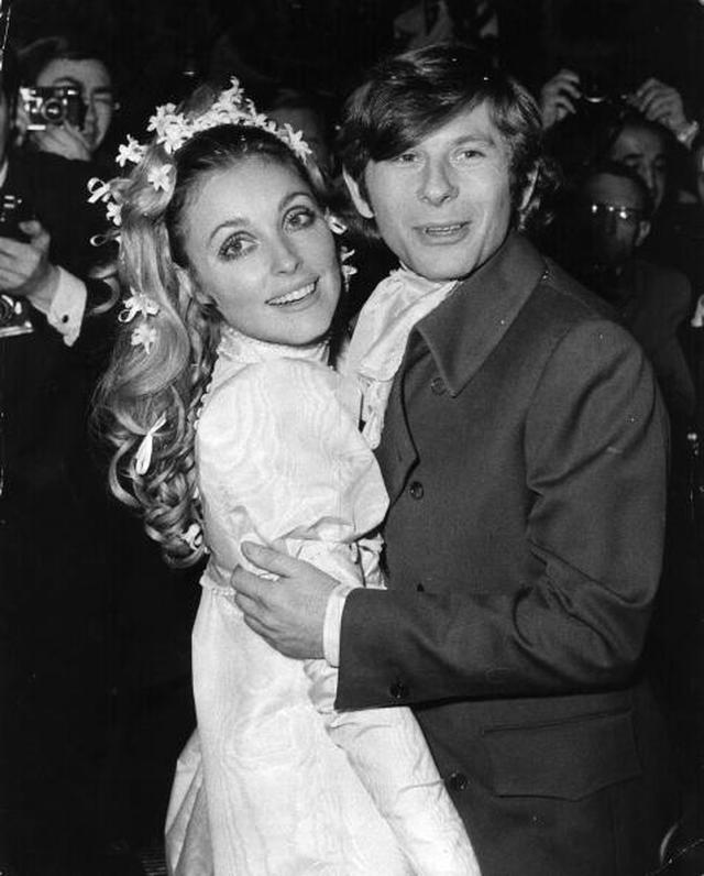 画像: 実際のポランスキー監督とシャロン・テート(Photo by Keystone/Getty Images)