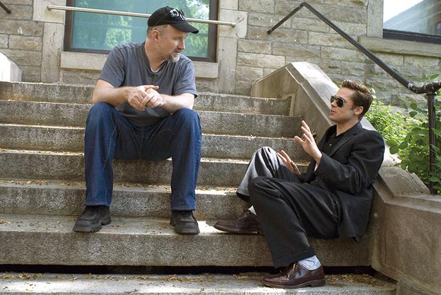 画像: アカデミー賞主演男優賞候補になった「ベンジャミン・バトン」でフィンチャー監督と。