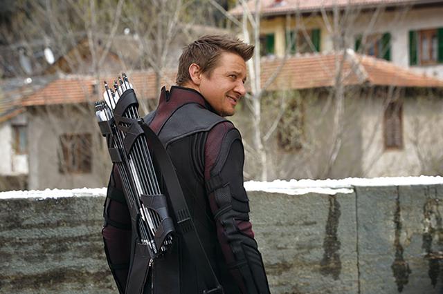 画像: ホークアイとその後を継ぐ少女の絆の物語(写真は「アベンジャーズ/エイジ・オブ・ウルトロン」ディズニーデラックスで配信中) ©2015Marvel