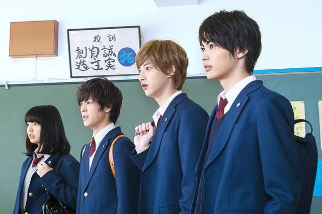 画像: 左から:上原実矩、奥野壮、伊藤あさひ、神尾楓珠 ©2020『私がモテてどうすんだ』製作委員会 ©ぢゅん子/講談社