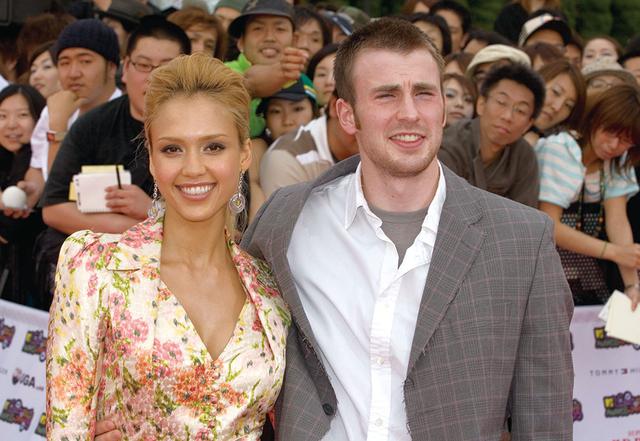 画像: 2005年にジェシカ・アルバと来日
